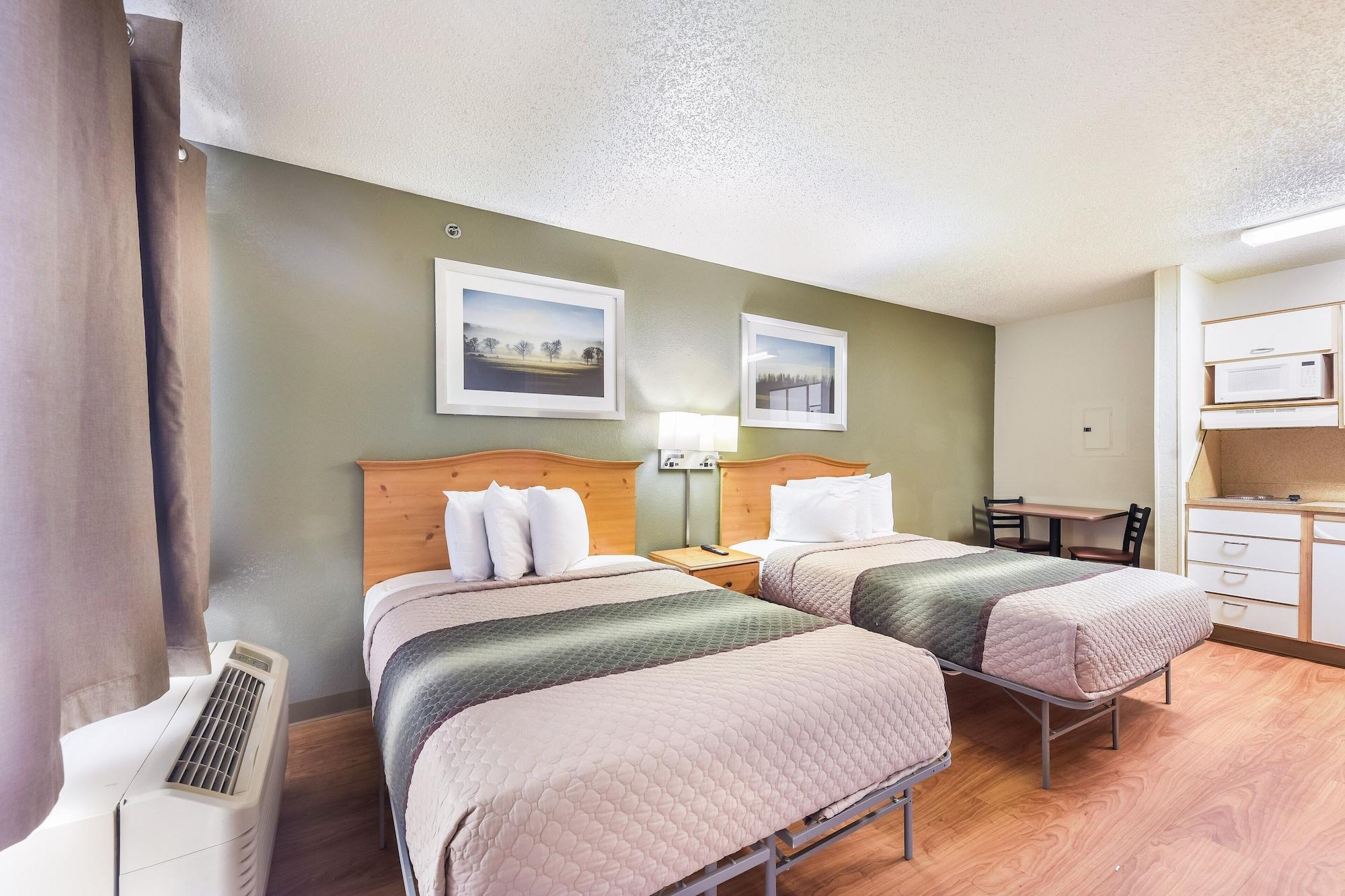 Hometowne Studios By Red Roof Dallas - North Addison - Tollway Εξωτερικό φωτογραφία